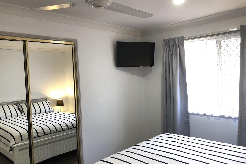 Room 6, Arundel house, Gold Coast